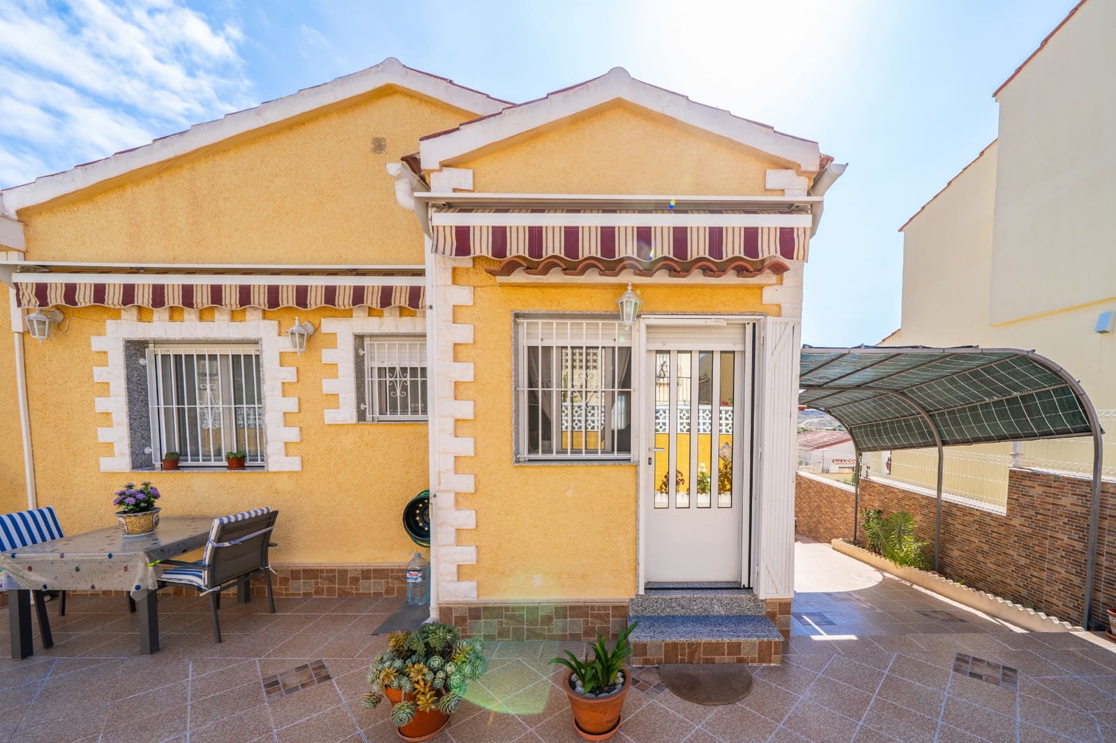 4 soveværelse Villa til salg i La Marina med swimmingpool - € 279.000 (Ref: 9880224)