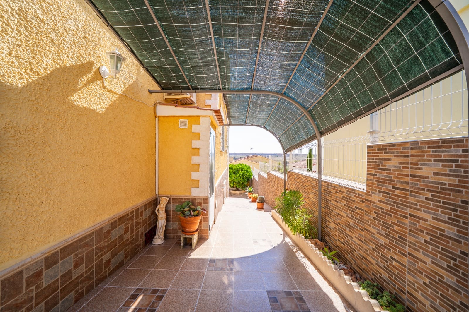 4 soveværelse Villa til salg i La Marina med swimmingpool - € 279.000 (Ref: 9880224)