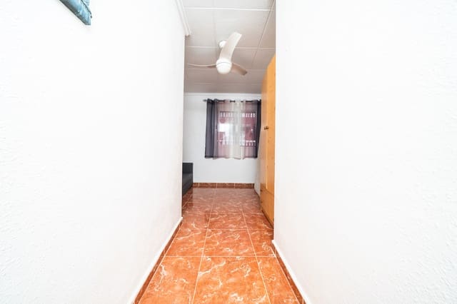 2 Zimmer Reihenhaus zu verkaufen in La Marina, Elche / Elx mit Pool - 124.000 € (Ref: 9902101)