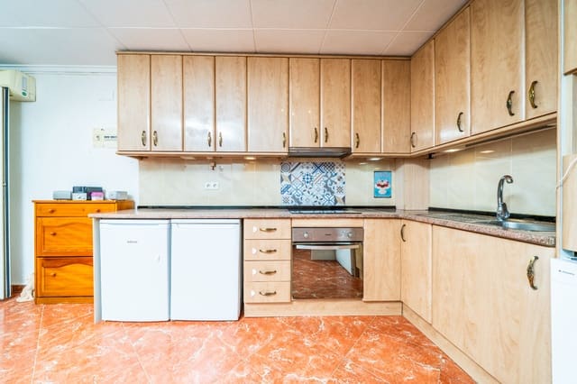 2 Zimmer Reihenhaus zu verkaufen in La Marina, Elche / Elx mit Pool - 124.000 € (Ref: 9902101)