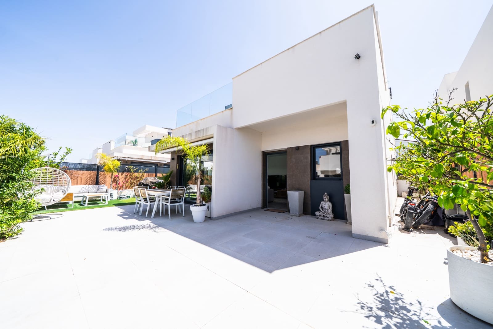 3 soveværelse Villa til salg i La Marina med swimmingpool - € 399.950 (Ref: 9928546)