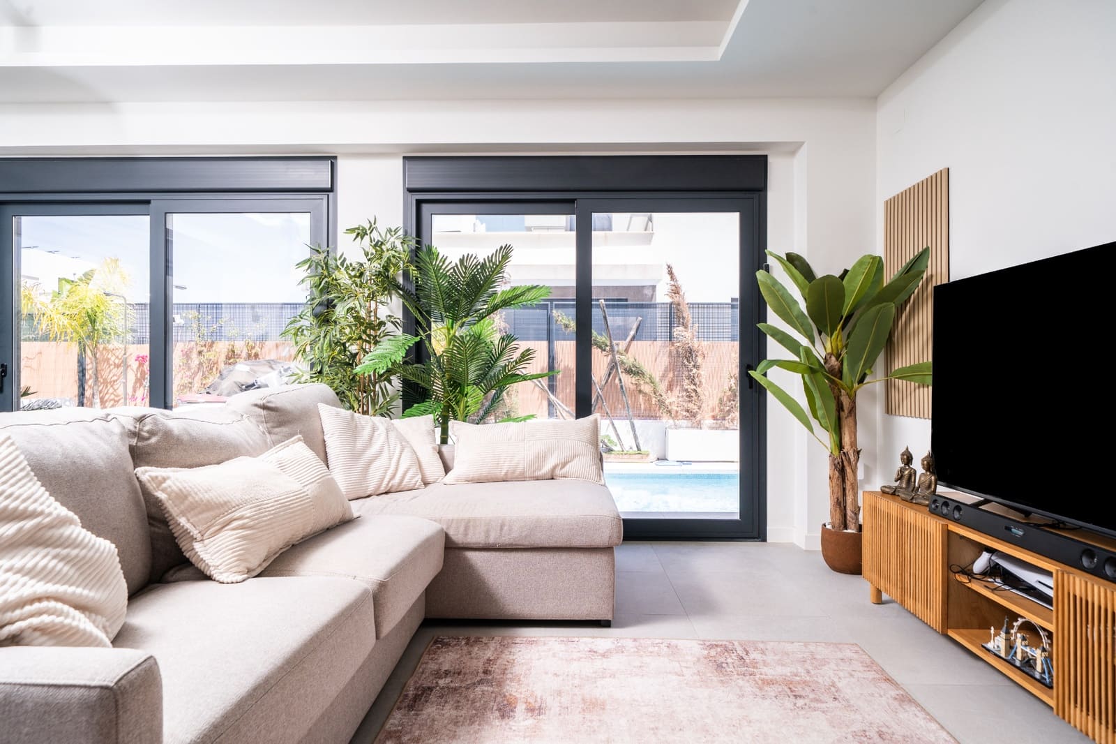 3 soveværelse Villa til salg i La Marina med swimmingpool - € 399.950 (Ref: 9928546)
