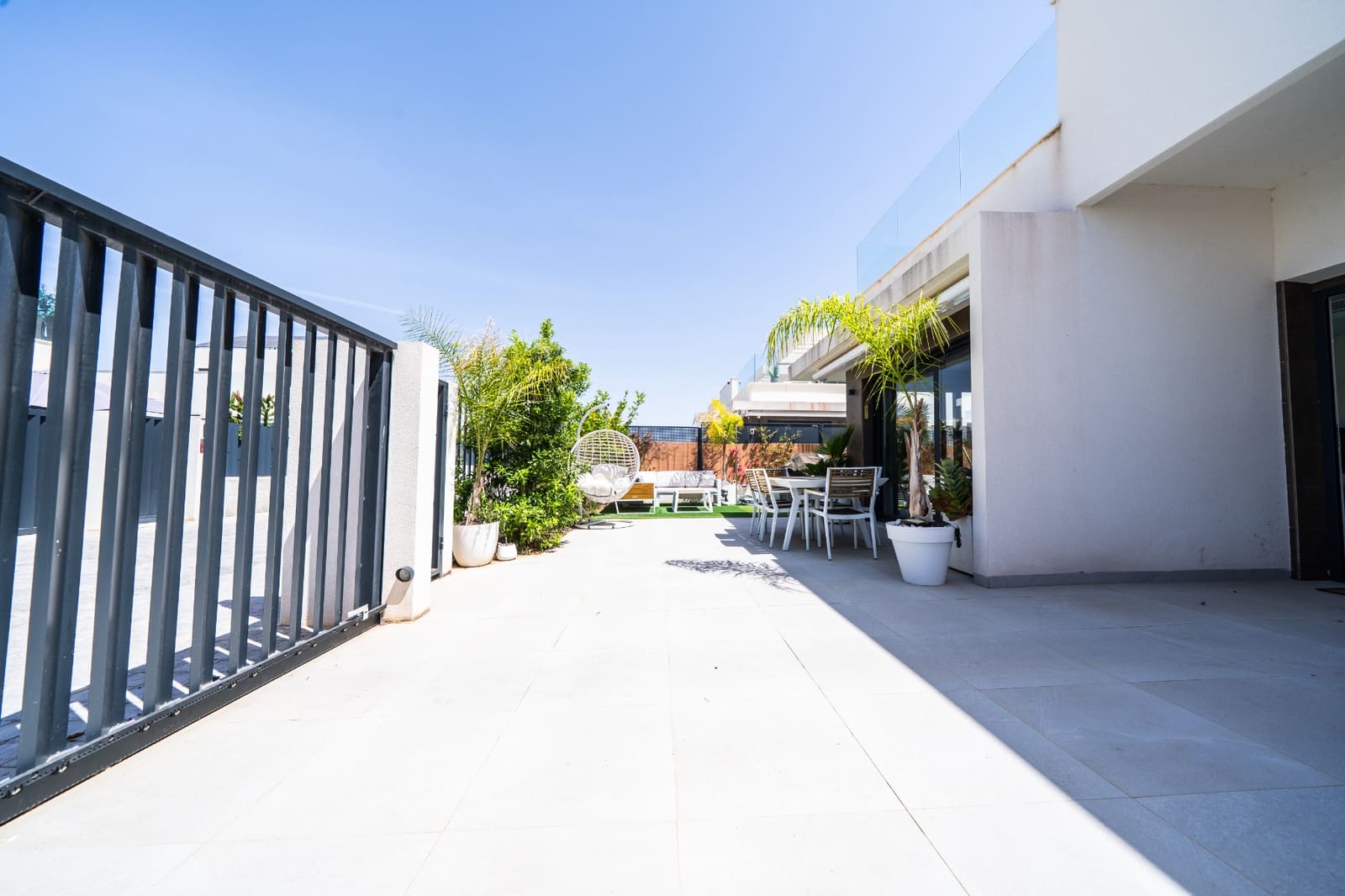 3 soveværelse Villa til salg i La Marina med swimmingpool - € 399.950 (Ref: 9928546)