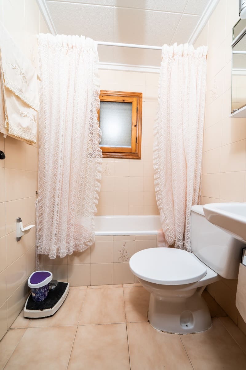 5 chambre Villa/Maison à vendre à La Marina avec piscine - 175 000 € (Ref: 9935124)