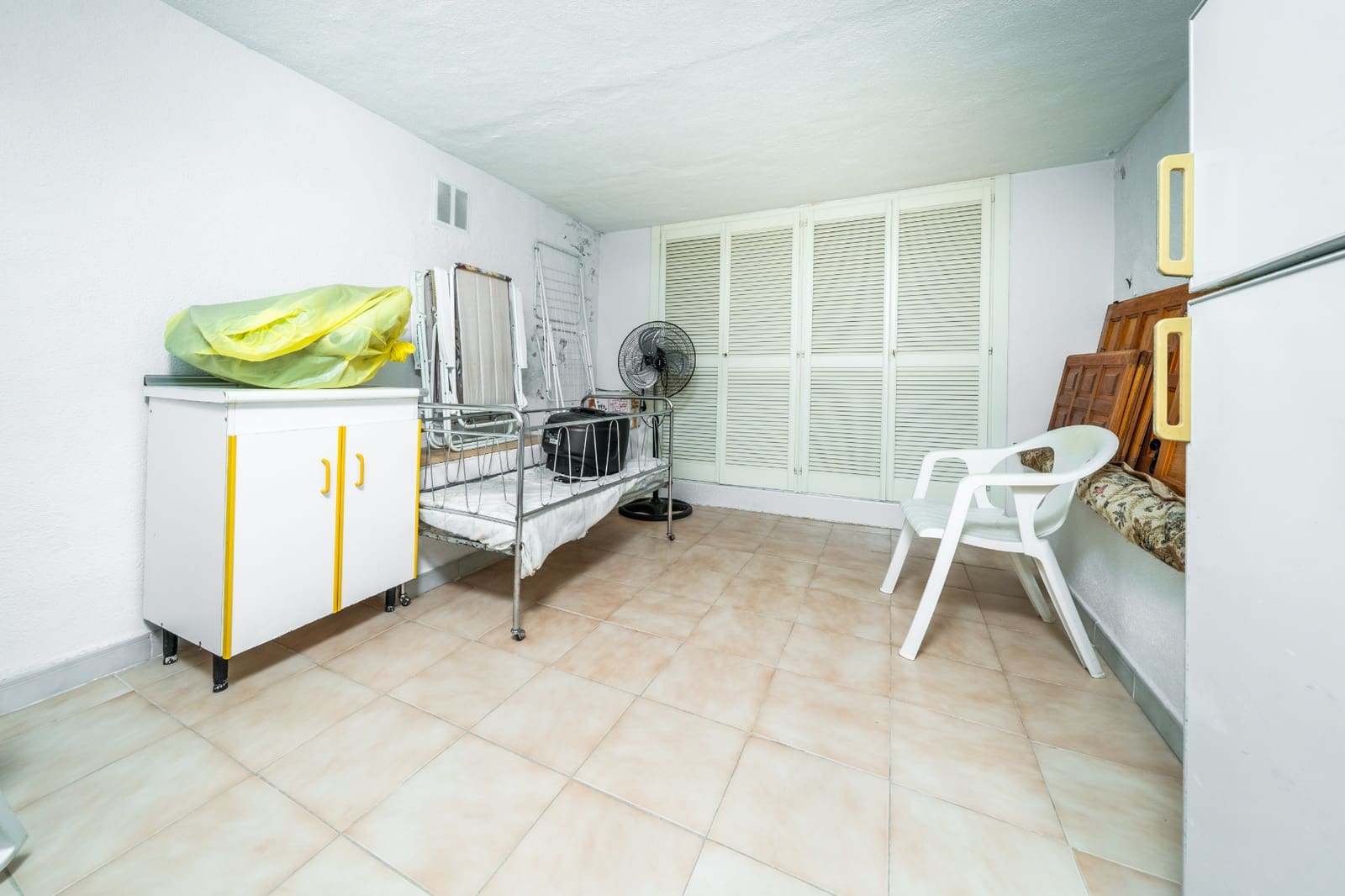 5 chambre Villa/Maison à vendre à La Marina avec piscine - 175 000 € (Ref: 9935124)