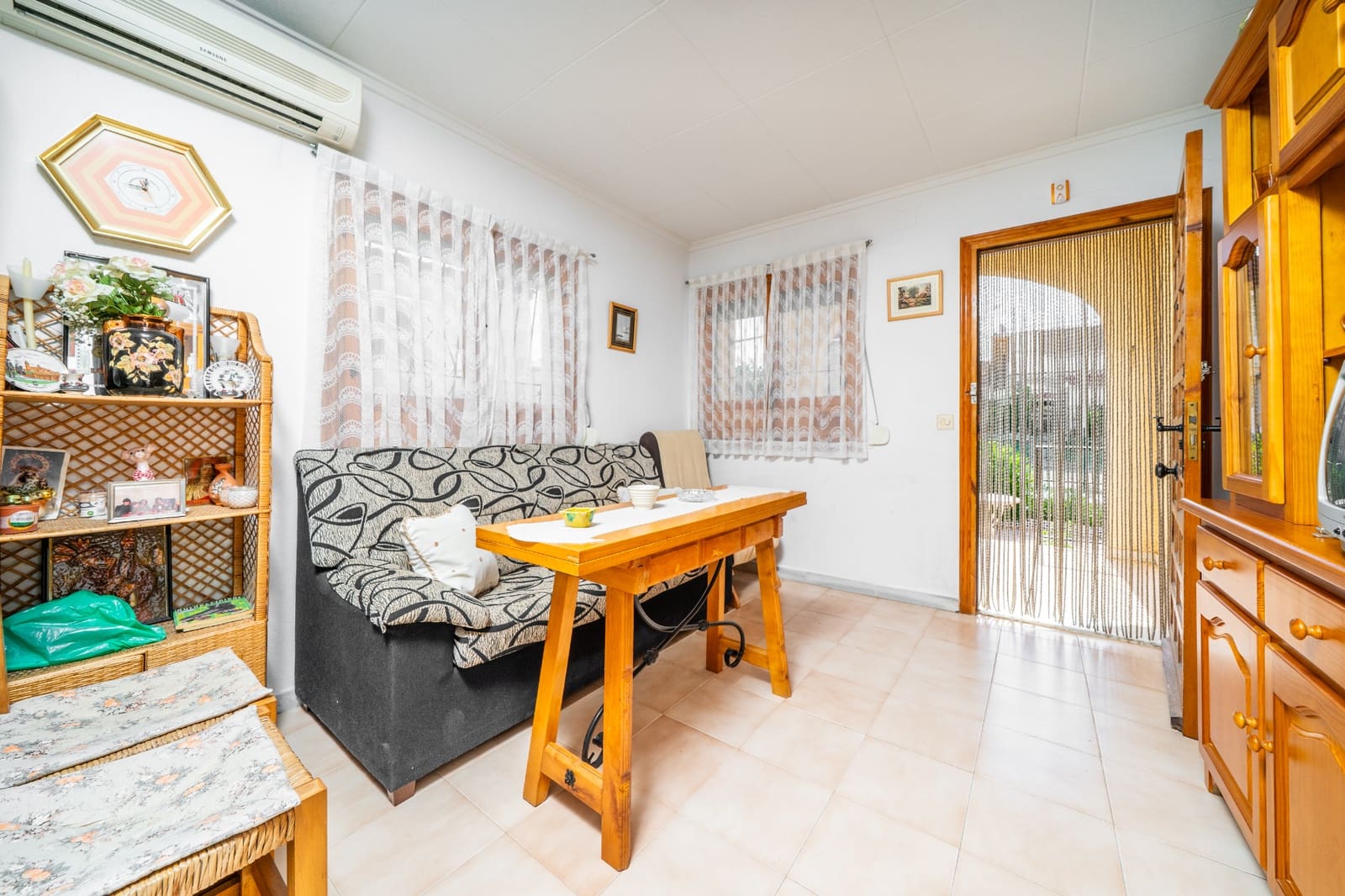 5 chambre Villa/Maison à vendre à La Marina avec piscine - 175 000 € (Ref: 9935124)