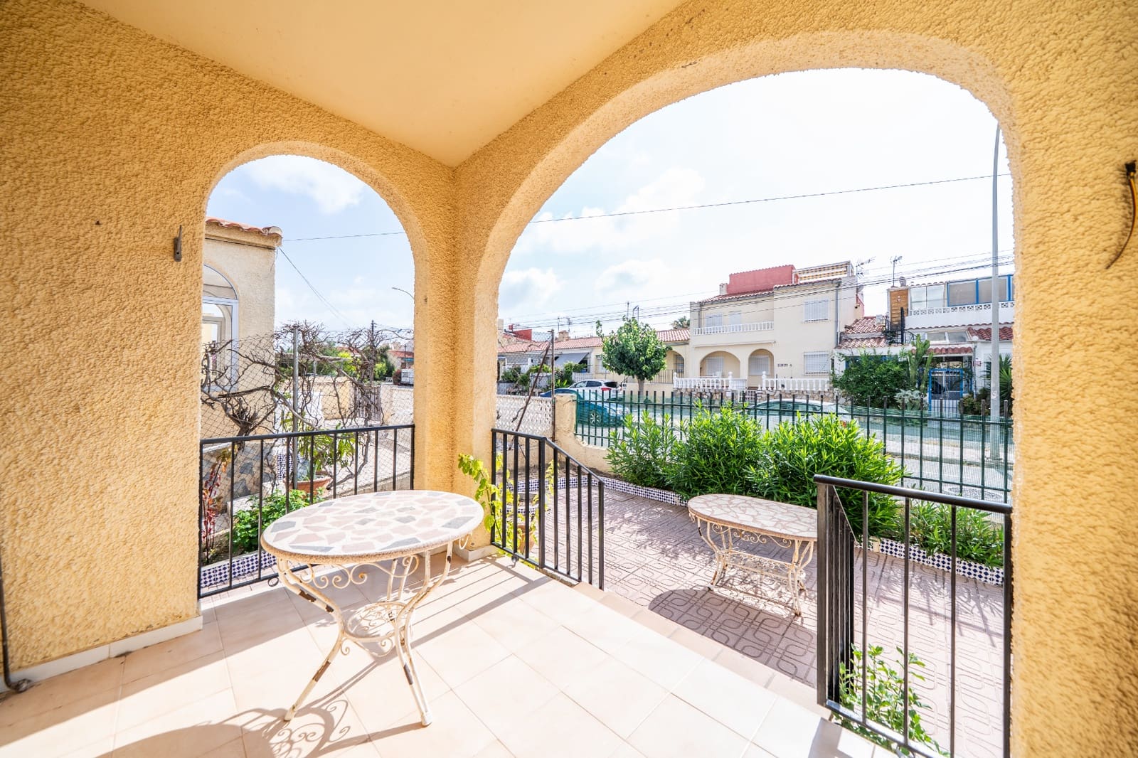 5 chambre Villa/Maison à vendre à La Marina avec piscine - 175 000 € (Ref: 9935124)