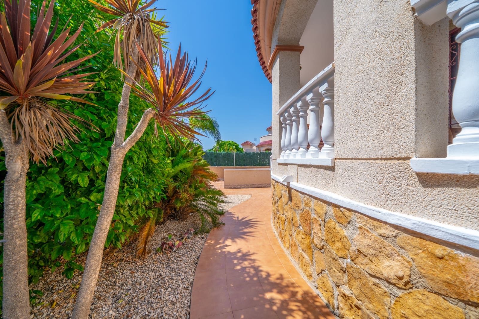 3 soveværelse Villa til salg i La Marina med swimmingpool - € 349.000 (Ref: 9937229)