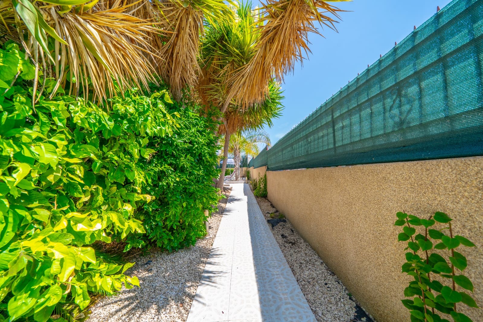 3 soveværelse Villa til salg i La Marina med swimmingpool - € 349.000 (Ref: 9937229)
