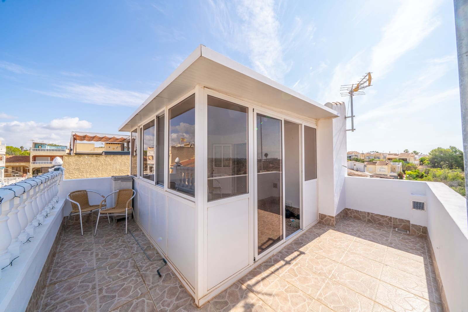 2 chambre Villa/Maison Mitoyenne à vendre à La Marina avec piscine - 129 000 € (Ref: 9941197)