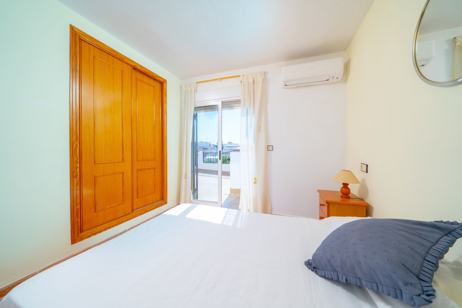 3 slaapkamer Halfvrijstaande villa te koop in La Marina met zwembad - € 189.000 (Ref: 9944449)