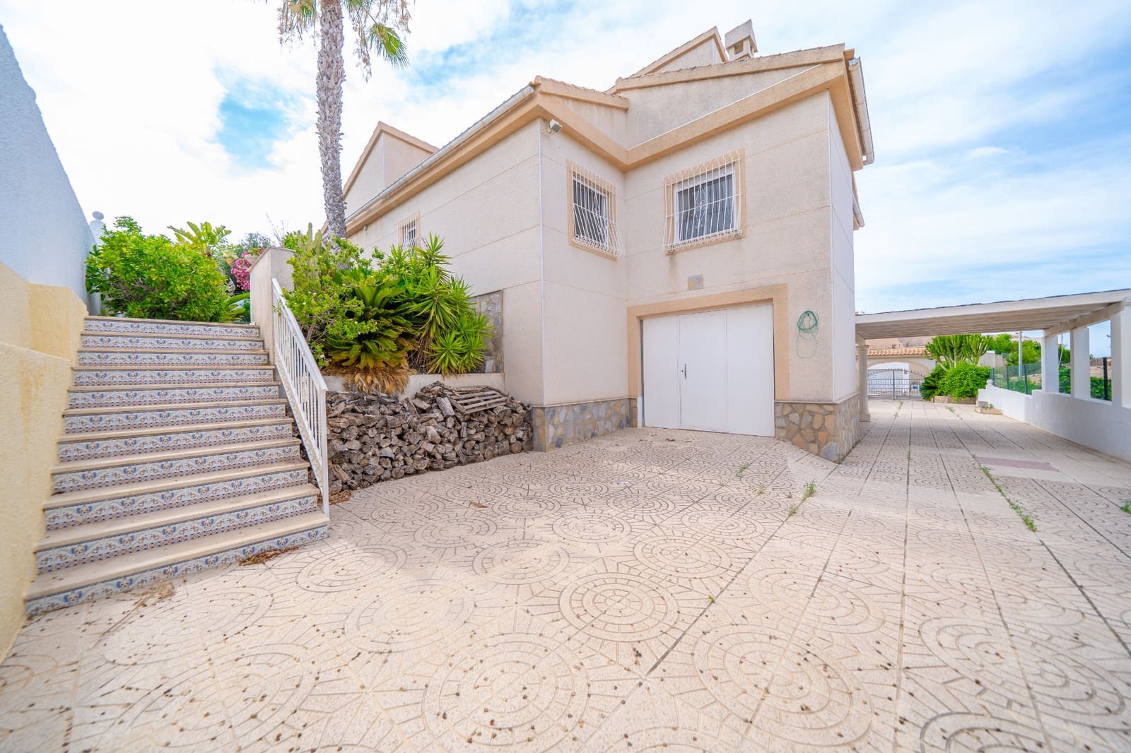 3 soveværelse Villa til salg i La Marina med swimmingpool - € 440.000 (Ref: 9953358)