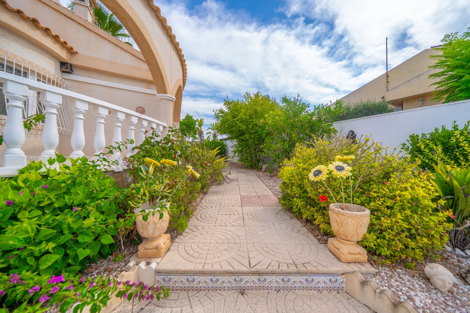 3 soveværelse Villa til salg i La Marina med swimmingpool - € 440.000 (Ref: 9953358)