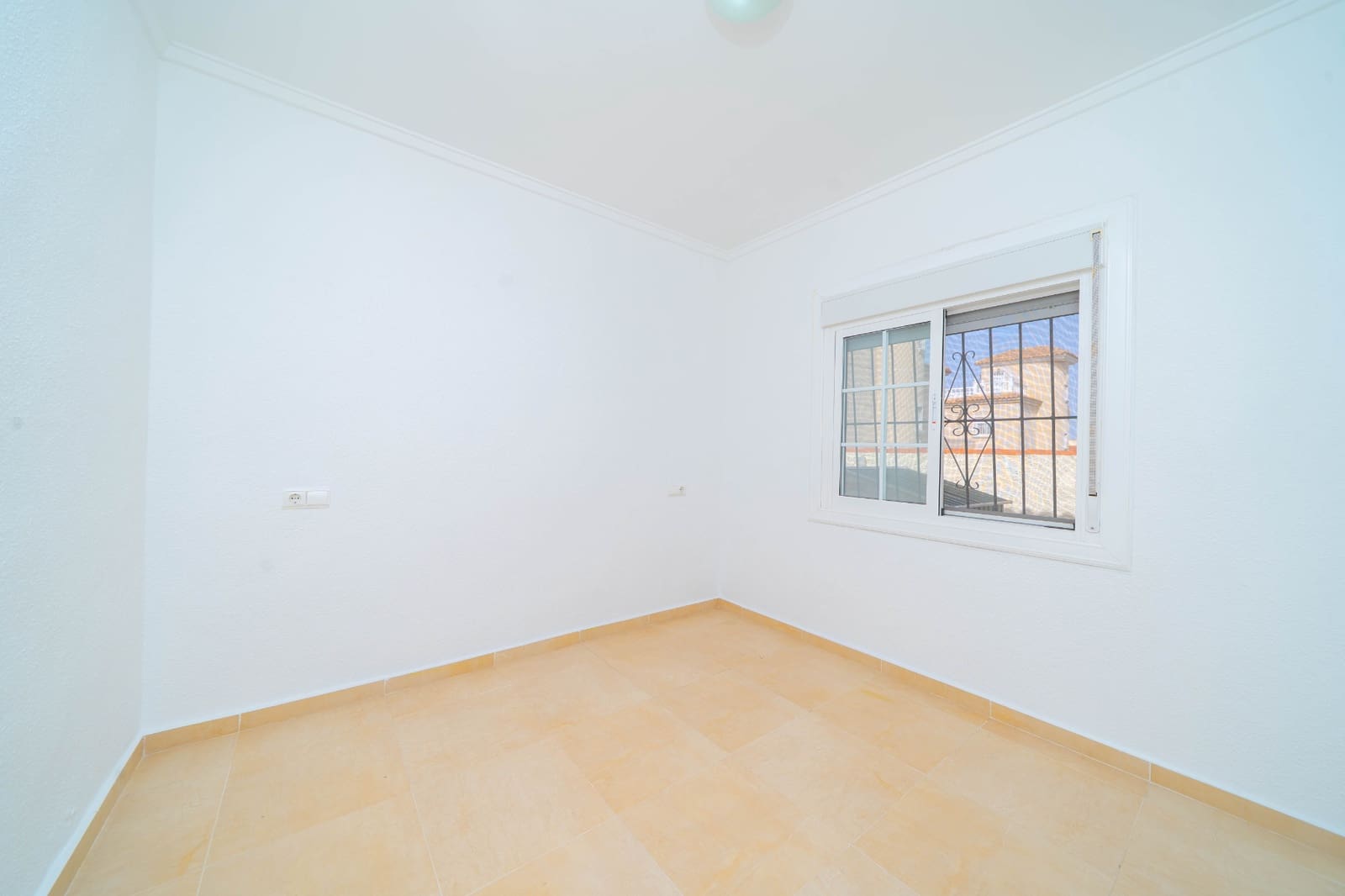 3 slaapkamer Villa te koop in La Marina met zwembad - € 225.000 (Ref: 9968608)