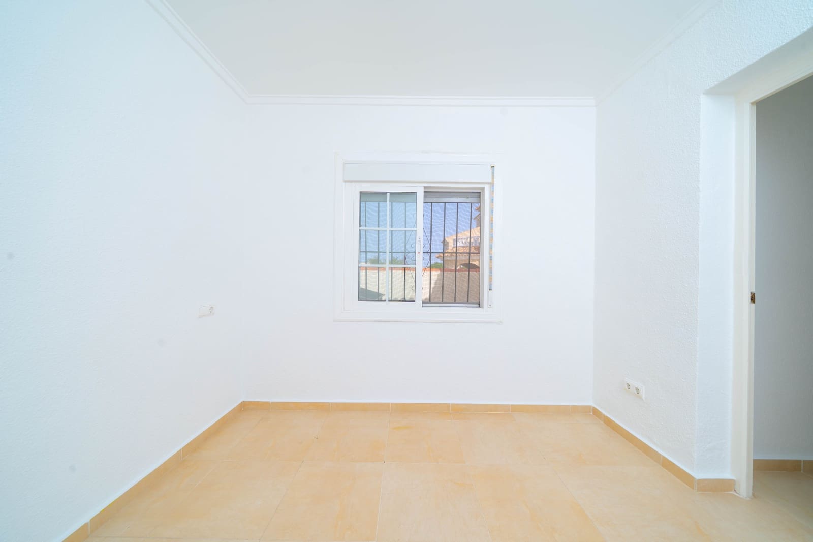 3 slaapkamer Villa te koop in La Marina met zwembad - € 225.000 (Ref: 9968608)