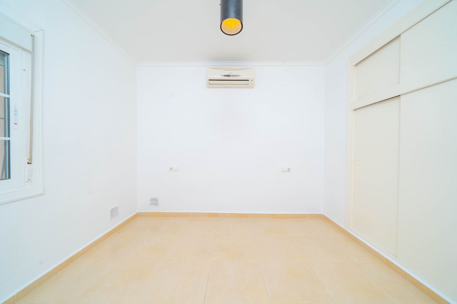 3 slaapkamer Villa te koop in La Marina met zwembad - € 225.000 (Ref: 9968608)