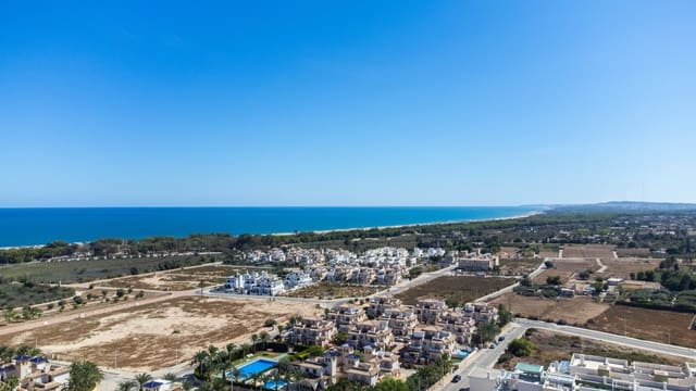 Apartamento de 2 habitaciones en El Pinet, Elche / Elx en venta con piscina - 165.000 € (Ref: 9972246)