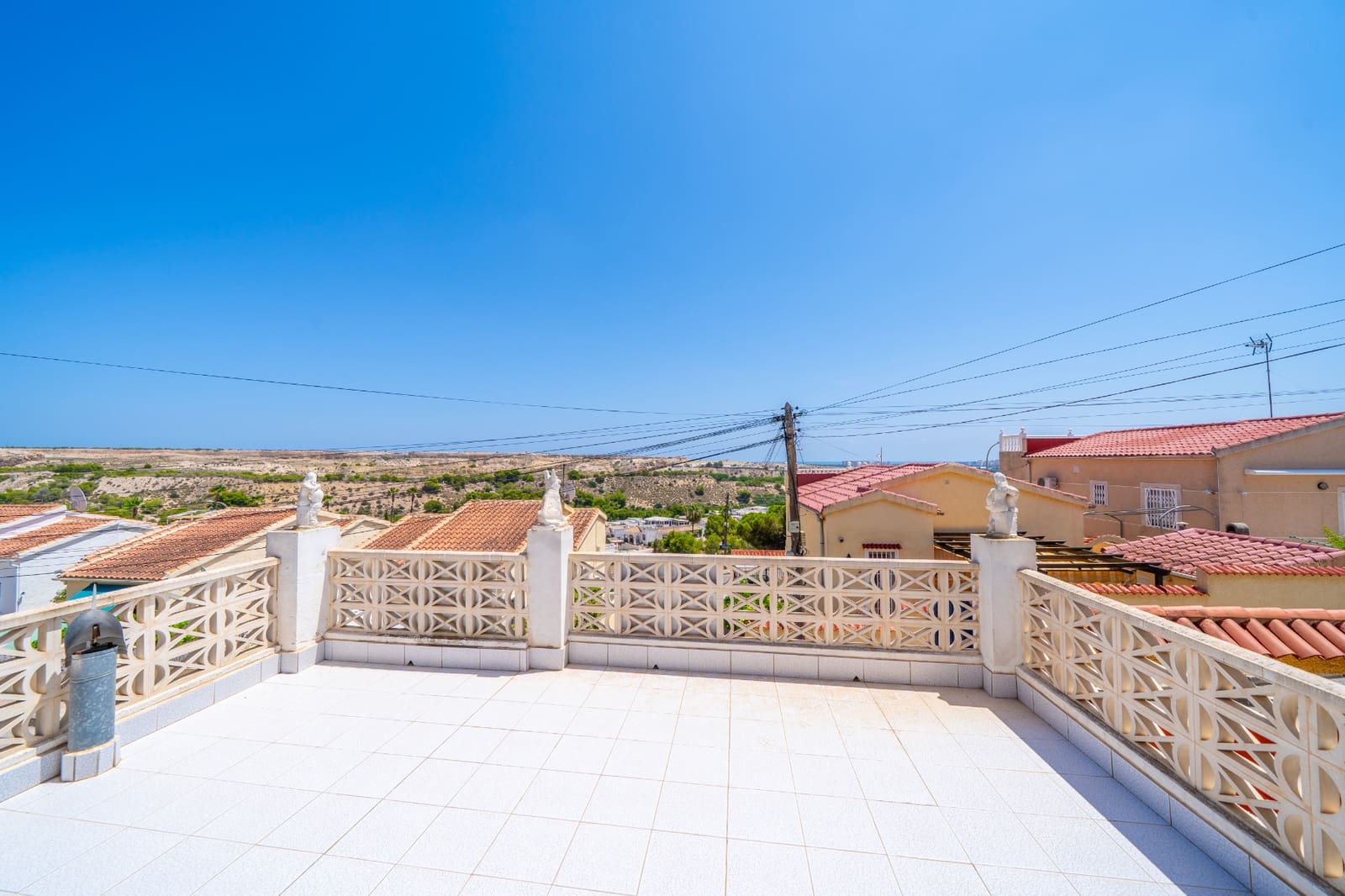 4 camera da letto Villa in vendita in La Marina con piscina - 150.000 € (Rif: 9989466)