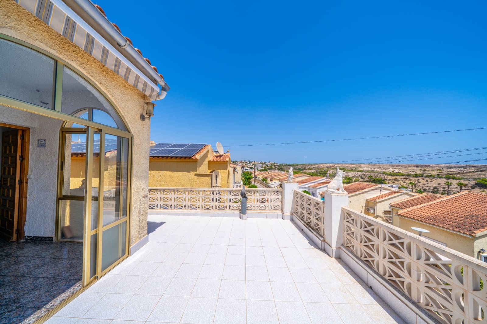 4 camera da letto Villa in vendita in La Marina con piscina - 150.000 € (Rif: 9989466)