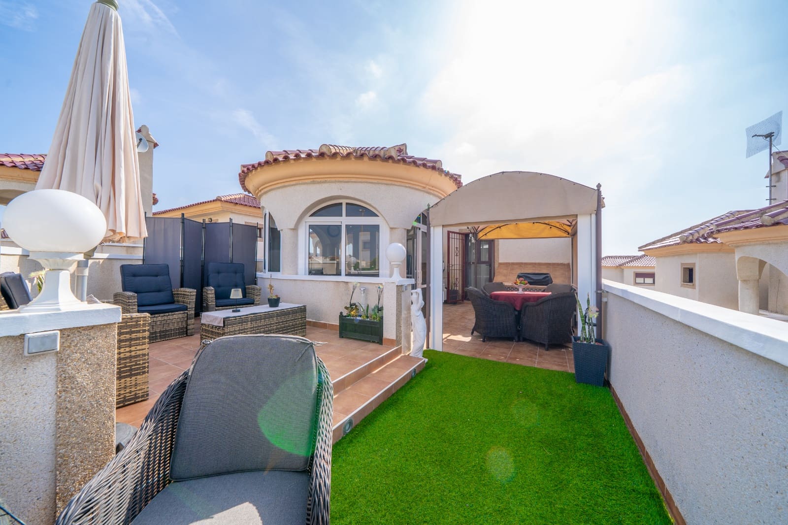 5 soverom Villa til salgs i La Marina med svømmebasseng - € 310 000 (Ref: 9997597)