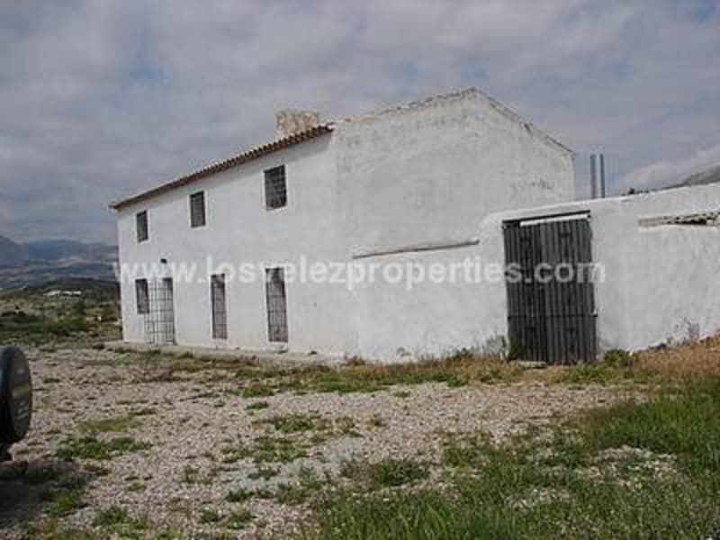 8 sypialnia Finka/Dom wiejski na sprzedaż w Velez-Blanco - 210 000 € (Ref: 3122491)