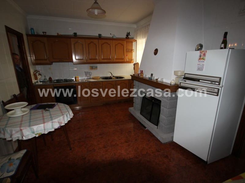 4 soveværelse Byhus til salg i Velez-Rubio - € 130.000 (Ref: 3122538)