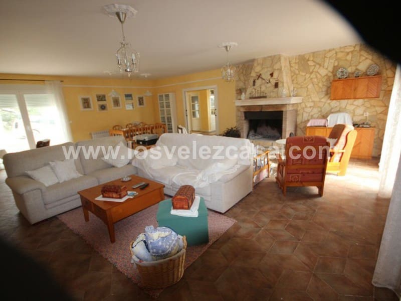 8 soveværelse Finca/Landehus til salg i Lorca - € 425.000 (Ref: 3360438)