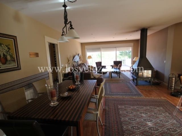 4 soveværelse Finca/Landehus til salg i Lorca - € 420.000 (Ref: 4822844)