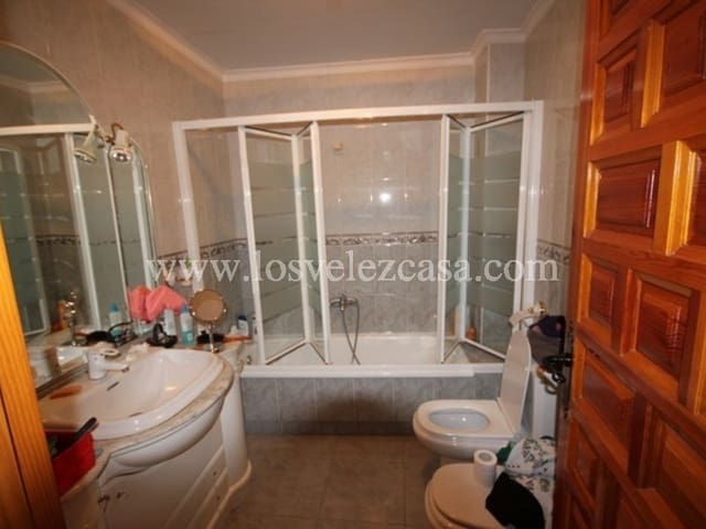 5 soveværelse Byhus til salg i Vélez-Blanco - € 252.000 (Ref: 5091358)