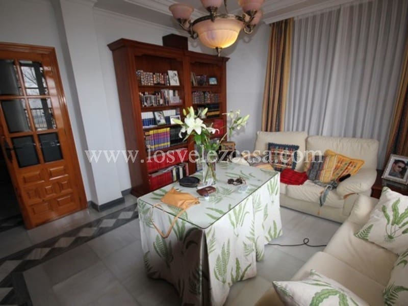 5 soveværelse Byhus til salg i Velez-Blanco - € 252.000 (Ref: 5091358)