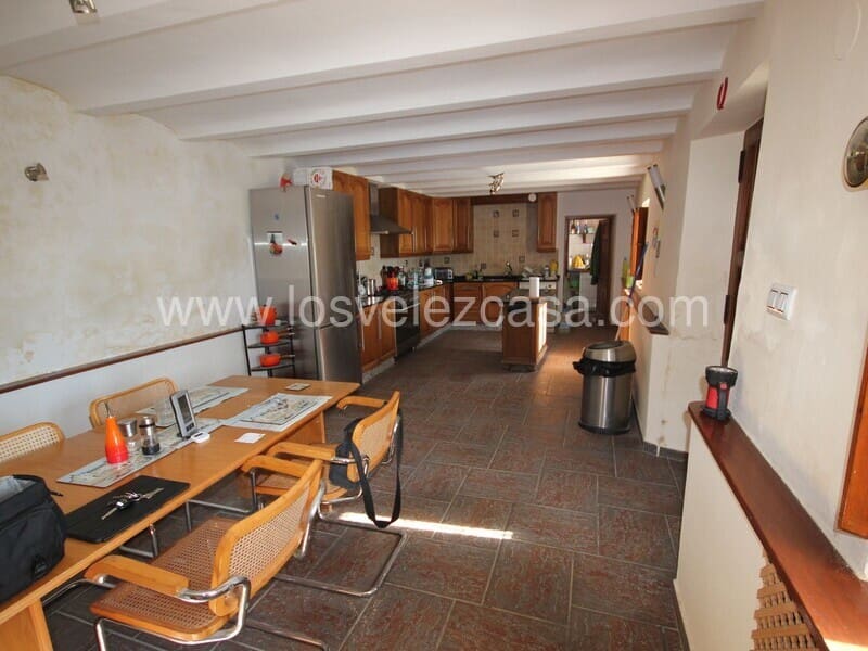 5 soverom Finca/Herregård til salgs i Velez-Blanco med svømmebasseng - € 210 000 (Ref: 5698008)