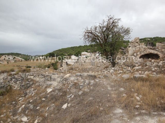 Undeveloped Land for sale in María - € 47,000 (Ref: 6332423)