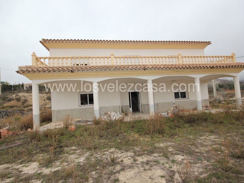 6 slaapkamer Finca/Landhuis te koop in Velez-Blanco - € 240.000 (Ref: 6695506)