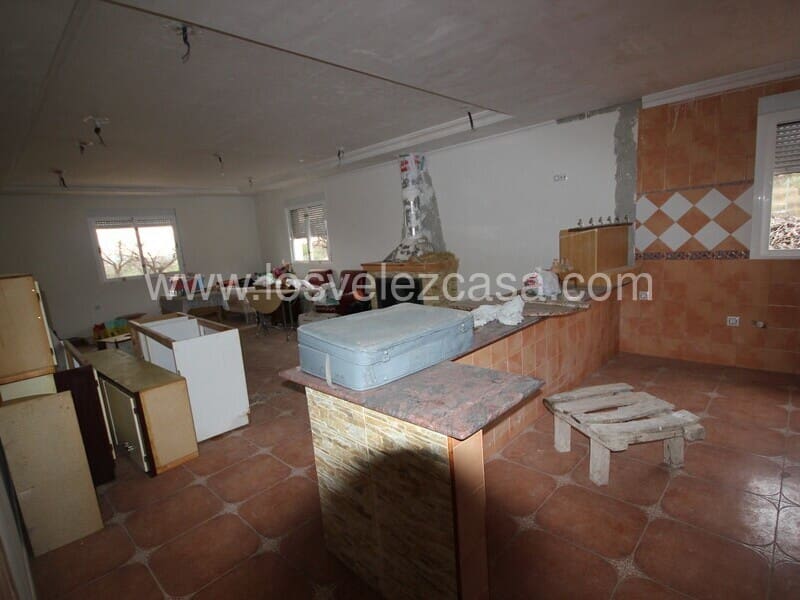 6 slaapkamer Finca/Landhuis te koop in Velez-Blanco - € 240.000 (Ref: 6695506)