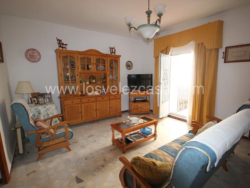 5 soveværelse Finca/Landehus til salg i Velez-Blanco - € 95.000 (Ref: 7729992)