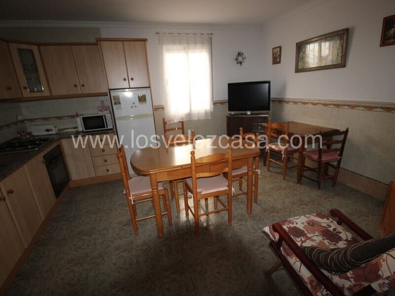 6 bedroom Finca/Country House for sale in Velez-Rubio - € 80,000 (Ref: 8349110)