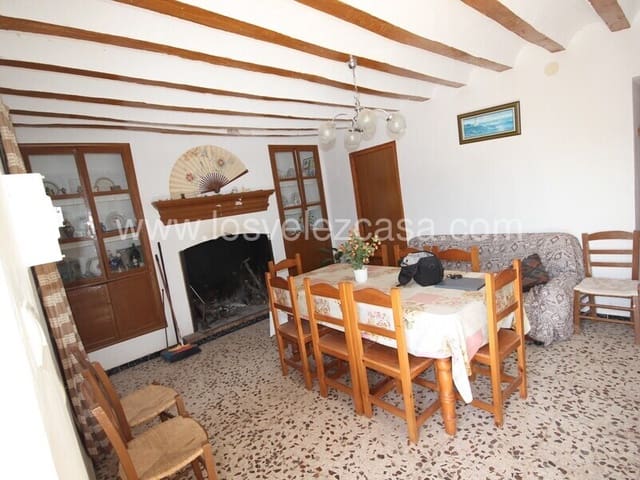 7 soveværelse Finca/Landehus til salg i Vélez-Rubio - € 140.000 (Ref: 8435205)