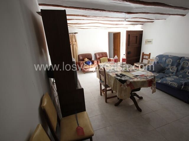 6 soveværelse Finca/Landehus til salg i Vélez-Rubio - € 287.000 (Ref: 8684301)