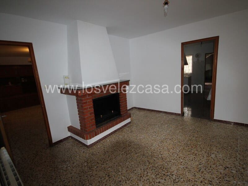 3 soveværelse Finca/Landehus til salg i Velez-Rubio - € 75.000 (Ref: 8694261)