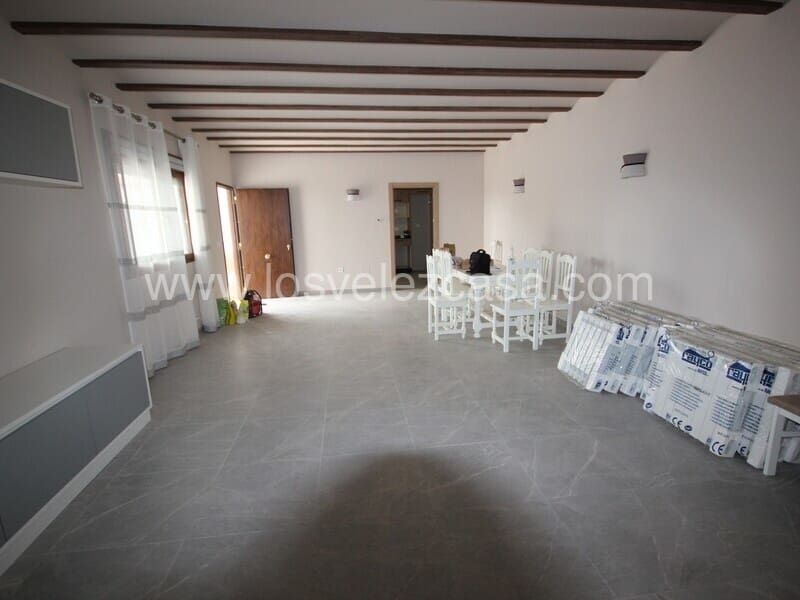 7 soveværelse Finca/Landehus til salg i Velez-Rubio med swimmingpool - € 395.000 (Ref: 8713461)