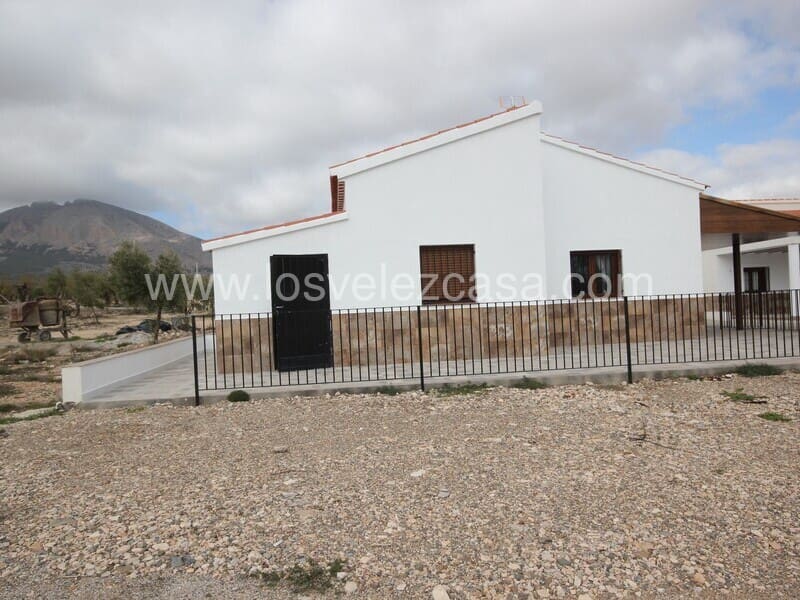 7 soveværelse Finca/Landehus til salg i Velez-Rubio med swimmingpool - € 395.000 (Ref: 8713461)