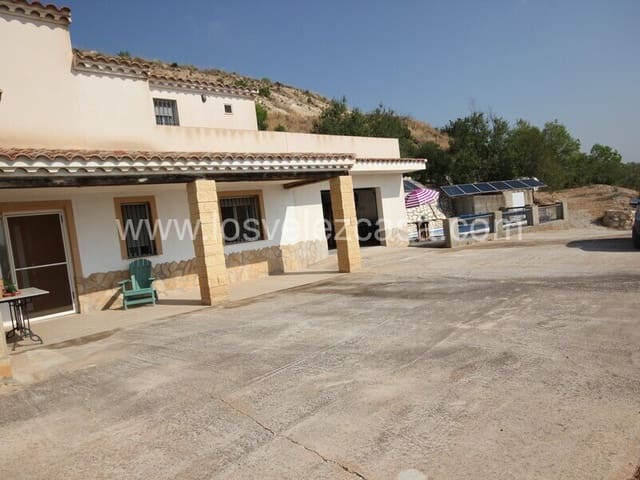 3 makuuhuone Maalaistalo myytävänä paikassa Vélez-Blanco mukana uima-altaan - 395 000 € (Ref: 9205558)