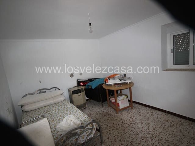 5 bedroom Finca/Country House for sale in Vélez-Blanco - € 87,500 (Ref: 9599803)