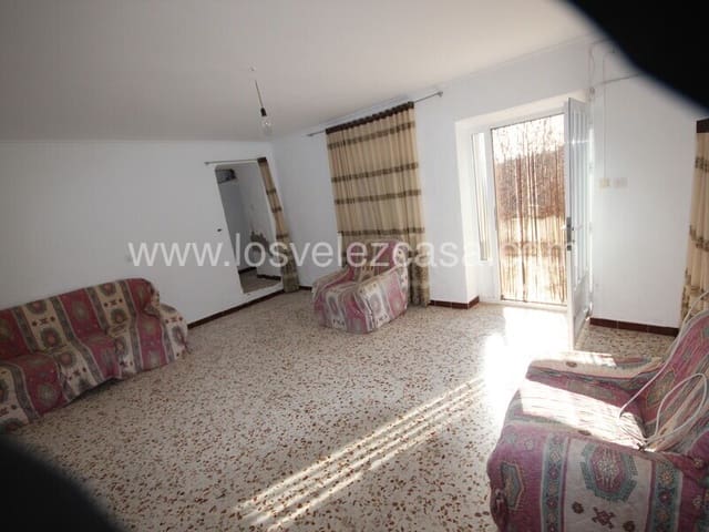 5 bedroom Finca/Country House for sale in Vélez-Blanco - € 87,500 (Ref: 9599803)