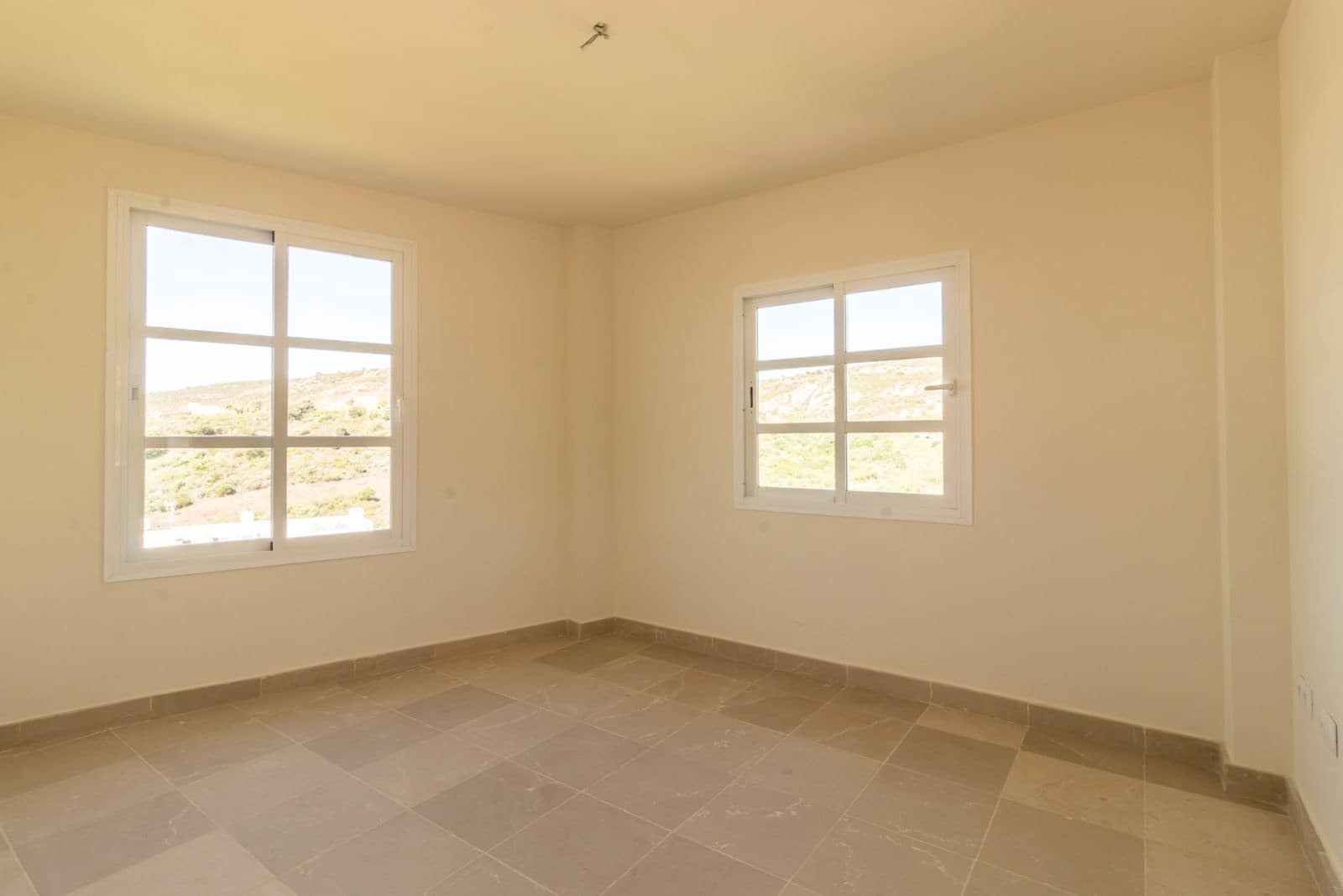 3 sypialnia Dom na sprzedaż w Manilva z basenem - 380 000 € (Ref: 8304767)