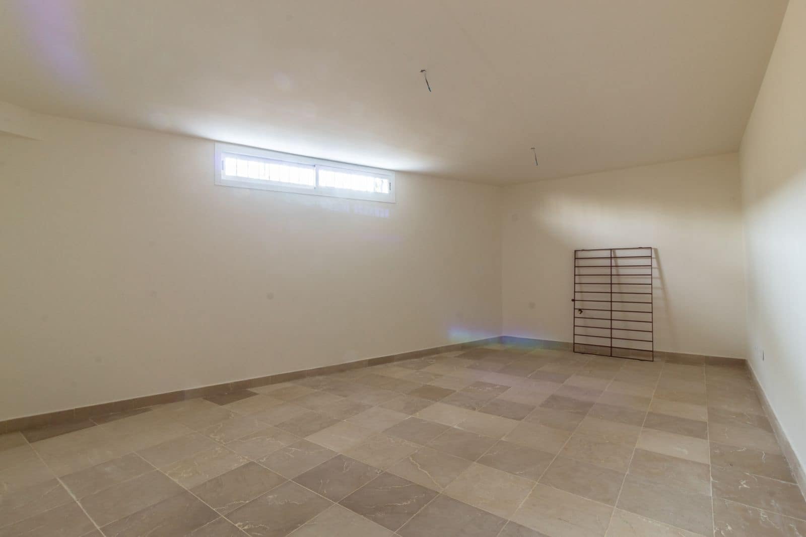 3 sypialnia Dom na sprzedaż w Manilva z basenem - 380 000 € (Ref: 8304767)