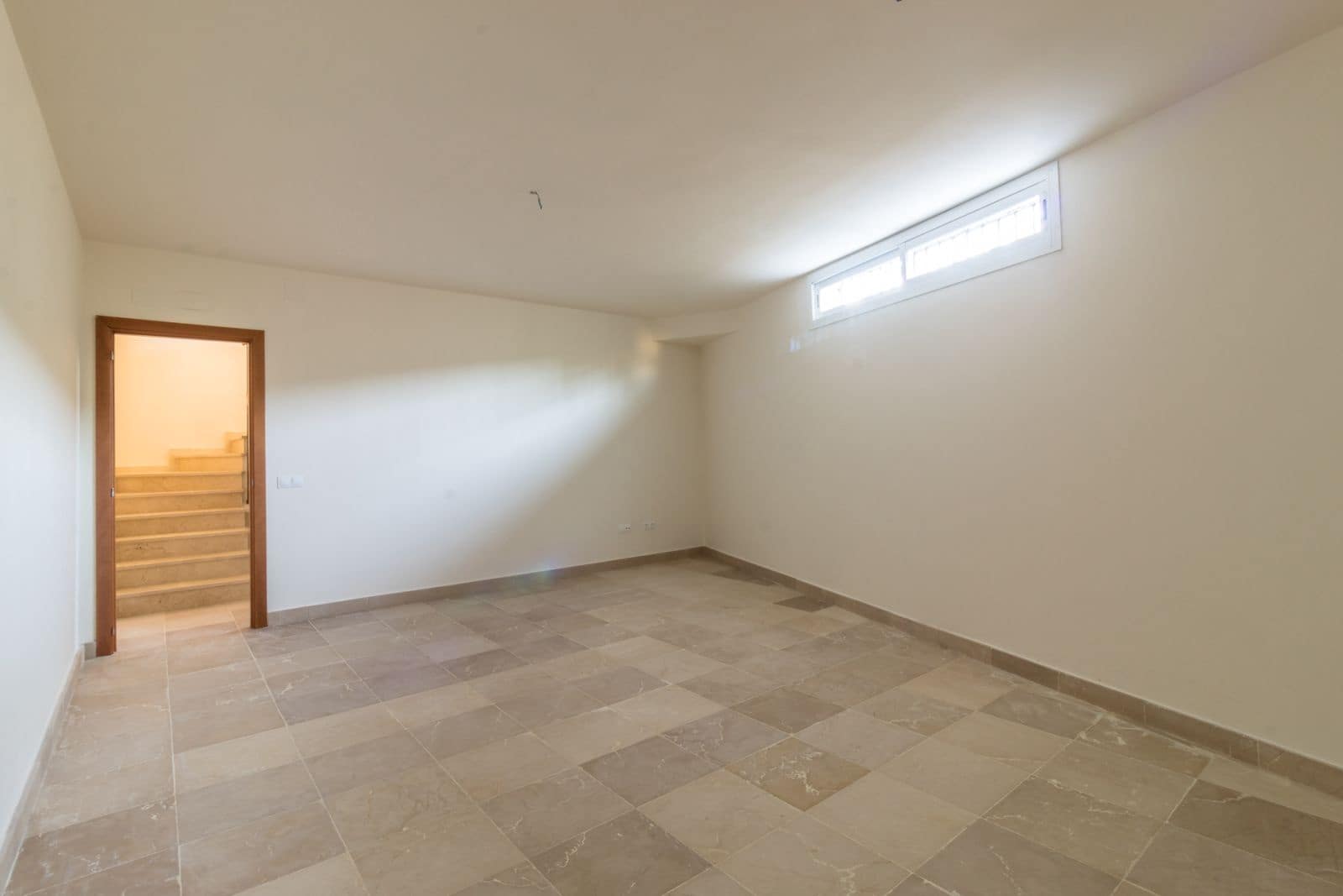 3 sypialnia Dom na sprzedaż w Manilva z basenem - 380 000 € (Ref: 8304767)