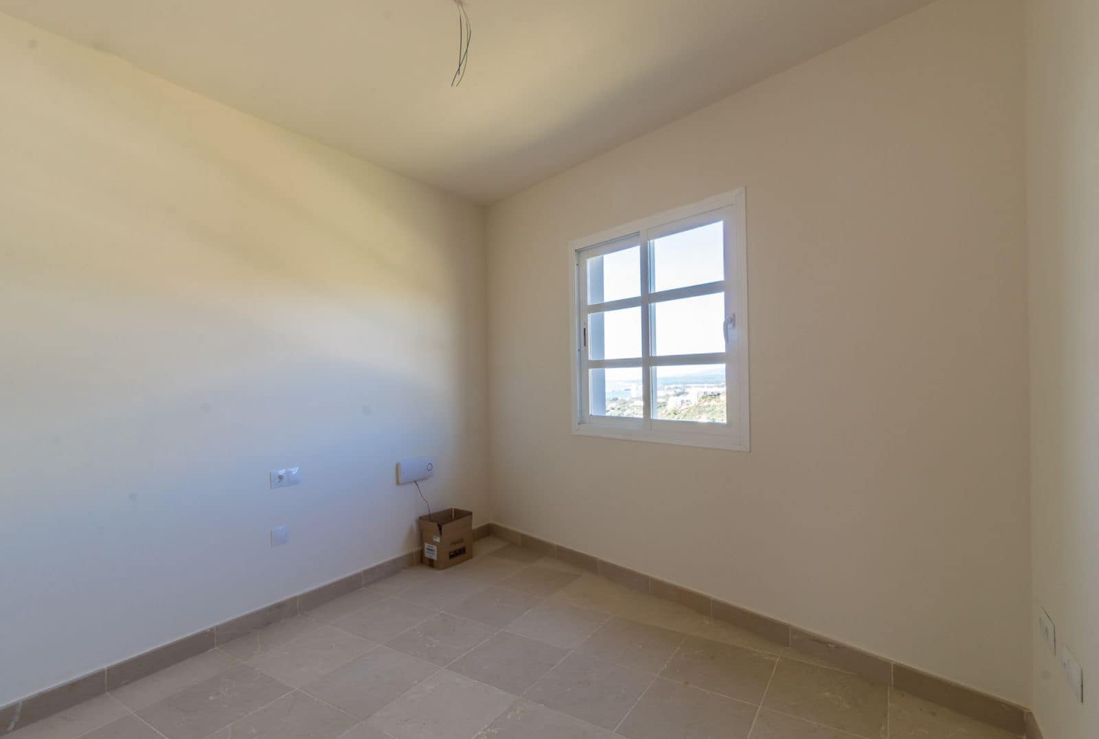 3 sypialnia Dom na sprzedaż w Manilva z basenem - 380 000 € (Ref: 8304767)