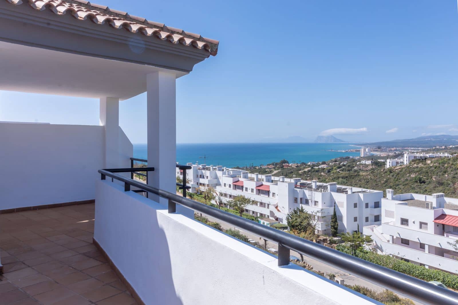 3 sypialnia Dom na sprzedaż w Manilva z basenem - 380 000 € (Ref: 8304767)