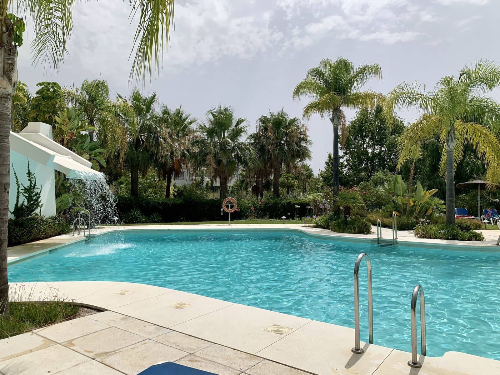 Apartamento de 2 habitaciones en Casares en venta - 285.000 € (Ref: 8482418)